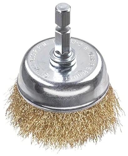 kwb Topf-Bürste, fein, Messing-Draht, Ø 50 mm für Metall und Stein, Drahtbürste für Bohr-Maschine inkl. E6.3 Sechskant-Schaft, zum Entrosten, Entzundern, Aufrauen und Reinigen
