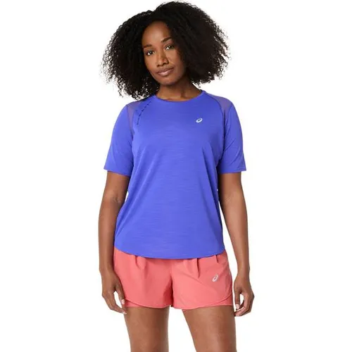 Asics Road Damen-T-Shirt Violett - Erlebe besten Tragekomfort beim Laufen mit dem Asics Road T-Shirt. Kurze Ärmel und atmungsaktives Material sorgen für ein angenehmes Gefühl während deiner Aktivitäten.