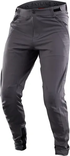 Troy Lee Designs Fahrradhose grau 32 – Stilvoll und Funktional - Hochwertige Motorradhose aus 95% Polyester und 5% Elastan in Größe 32. Ideal für komfortable Fahrten mit optimaler Bewegungsfreiheit und robustem Design.