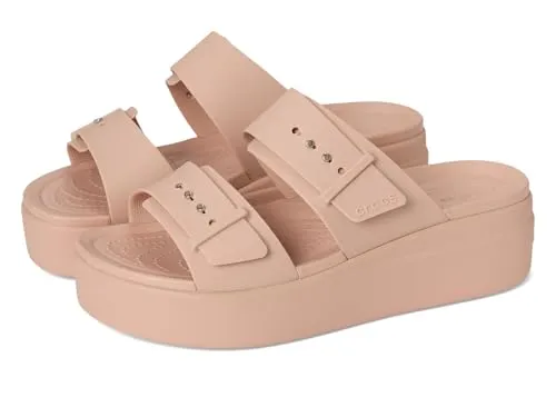 Crocs Damen Brooklyn Buckle Low Wedge Sandal, Pink Caramel, 42/43 EU