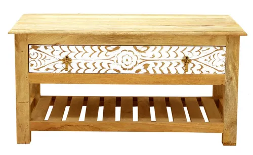 Indischesmoebelhausde Couchtisch Sita 90x45x60 aus Mango-Massivholz - Stilvoller Couchtisch Sita aus hochwertigem Mango-Massivholz mit einer praktischen Schublade. Maße: 90x45x60 cm. Ein einzigartiges Unikat, das Ihrem Wohnraum Charme verleiht und für Ordnung sorgt.