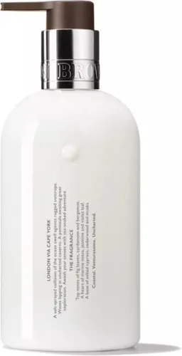 Molton Brown Coastal Cypress & Sea Fennel Body Lotion 300 ml - Eau de Toilette mit einem einzigartigen maritimen Duft, ideal für jeden Hauttyp und sorgt für intensive Feuchtigkeit und Pflege.