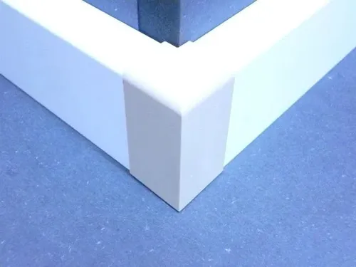 B.S. Bauprogramm Außenecke für Sockelleiste 50 x 18 mm beige Ecken Leiste