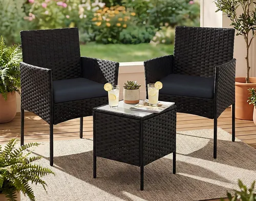 SONGMICS Balkonmöbel Set, 3-teilig aus PE-Polyrattan, Tisch und 2 Stühle, schwarz-grau - Stylisches Gartenmöbelset mit robuster Hartglasplatte und bequemen Kissen. Perfekt für entspannte Stunden auf Balkon oder Terrasse. Einfacher Aufbau dank einheitlicher Schrauben und präziser Anleitung.