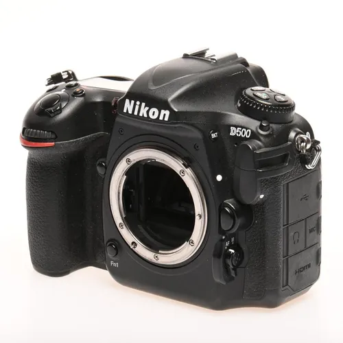 Nikon D500