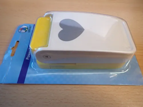 Ursus Power Stanzer - Motivlocher Herz 3,8 cm - Kreativer Motivlocher für vielseitige Materialien, ideal für Bastelprojekte. Kompakt und benutzerfreundlich, bringt er Herz in Ihre Designs.