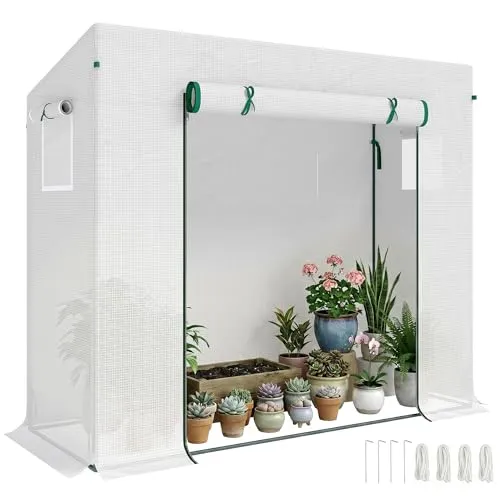 Outsunny Gewächshaus 200L x 76B x 150/168H cm - Garten-Zubehör für optimale Pflanzenpflege, robustes Design mit aufrollbarer Tür für einfachen Zugang und effektiven Wetterschutz.