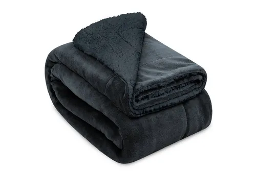 Wohndecke Alina, Beautissu – Flauschige Sherpa Kuscheldecke - Beautissu Alina Sherpa Decke – XXL Kuscheldecke aus 100% pflegeleichtem Mikrofaser Polyester, ideal für warme Gemütlichkeit im Wohnzimmer oder Schlafzimmer. Waschbar bei 30°C.