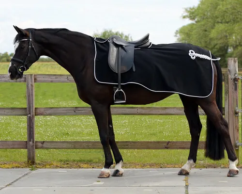 QHP Fleece-Ausreitdecke mit Ornament