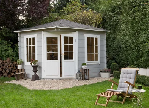 Alpholz Gartenhaus 5-Eck Monica, BxT: 325x325 cm - Gartenhaus mit modernem Spitzdach und breiter Doppeltür, ideal für jeden Garten. Bietet ca. 7,0 m² Nutzfläche und hochwertige Ausstattung für optimale Luftzirkulation.