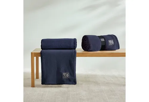 s.Oliver Kuschelsoft Decke 150x200 cm - Flauschige & Waschbare Kuscheldecke - Tagesdecken: Flauschige Decke aus 100% Polyester, antistatisch und ganzjährig nutzbar. Maschinenwaschbar und trocknergeeignet für langanhaltenden Kuschelkomfort.