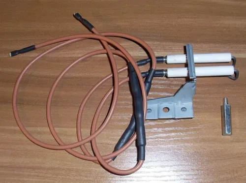 Elektrode( Zündung ,inkl.Kabel) H,L VC/VCW Atmo  Vaillant   0020068041