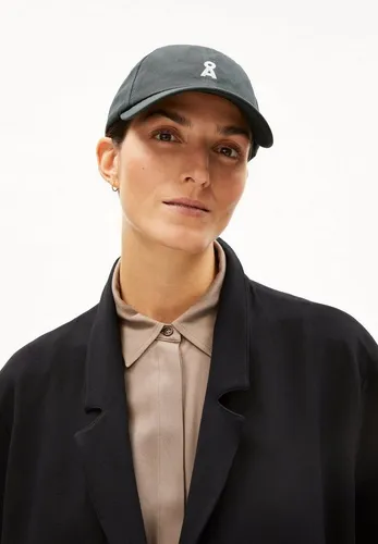 Armedangels Strickmütze YENAAS BOLD in space steel von ARMEDANGELS