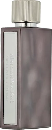 Abercrombie & Fitch First Instinct Extreme Eau de Parfum für Herren 50 ml - Herrendüfte mit intensiven Noten von Karambole, Pfeffer und Moschus, ideal für den selbstbewussten Mann, der Abenteuer liebt.