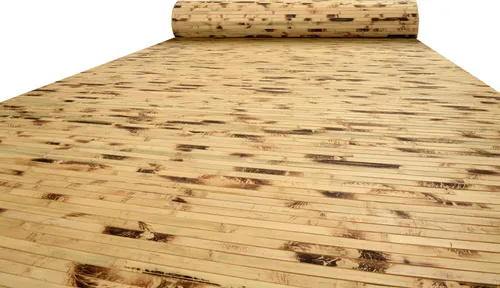 Wandverkleidung aus massiven Bambuslatten