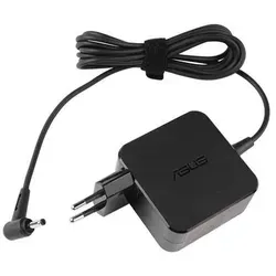 Asus Adapter 45W 19V 2P (4PHI) - Laptop-Netzteile - Leistungsstarker 45W Adapter für ASUS Notebooks, ideal für unterwegs und sicheres Aufladen.