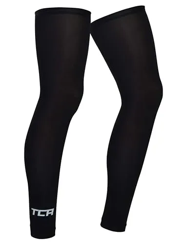 TCA Beinärmel mit UPF 50+, Anti-Rutschen - Kompressionsärmel für Radfahrer und Sportler - Running-Beinwärmer für Herren mit höchstem UV-Schutz (UPF 50+) und rutschfester Silikon-Gripper-Technologie für optimalen Halt bei allen Aktivitäten.