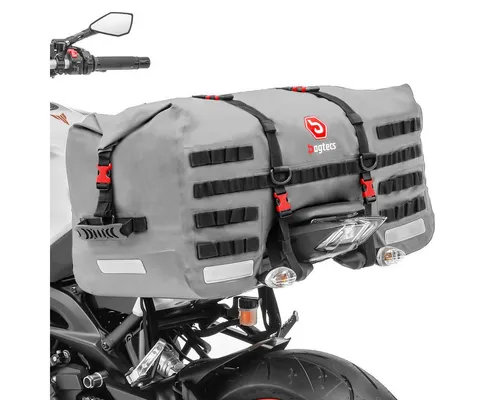 Bagtecs Reisetasche Motorrad Hecktasche G70R - Wasserdicht mit 70l Volumen - Wasserdichte Hecktasche für Motorräder mit 70l Volumen, ideal für lange Fahrten. Strapazierfähiges PVC Tarpaulin und thermoverschweißte Nähte bieten höchsten Nässeschutz.