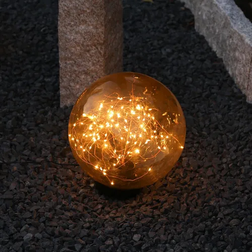 Stehende LED Kugel mit Drahtlichterkette