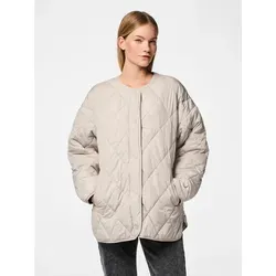 PIECES Female Steppjacke PCSTELLA - Funktionsjacke mit nachhaltigem Material aus 50% recyceltem Polyester, ideal für stylische und umweltbewusste Modebewusste.