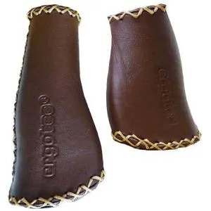 Ergotec Monaco Griffe - Lenkergriffe aus Leder in Braun - Fahrradgriffe aus hochwertigem Leder, geschraubt für sicheren Halt und komfortables Fahren, perfekt für jedes Fahrrad.