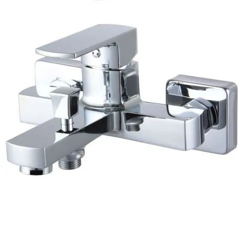 TrendLine Badewannenarmatur Ulm verchromt - Elegante Badewannenarmatur aus verchromtem Messing, mit temperaturstabilem Thermostat für sicheren Komfort in Ihrem Badezimmer.