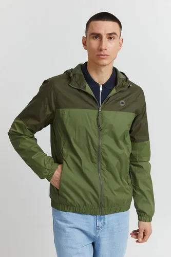 Blend Kurzjacke BHVitus – Stilvolle Übergangsjacke für Herren - Entdecke die perfekte Übergangsjacke für Herren! Diese vielseitige Jacke passt sich jedem Anlass an und überzeugt mit ihrem angenehmen Material, ideal für wechselhaftes Wetter. Kombiniere sie lässig mit Jeans oder klassisch mit Chinos.