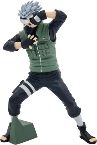Banpresto Kakashi Hatake Naruto Shippuden Figur - Actionfigur (23 cm) aus PVC, handgefertigt und ideal für Anime-Fans. Lieferung in umweltfreundlicher Verpackung, inklusive Basisständer.