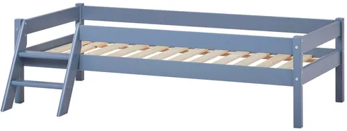 Lüttenhütt Jugendbett ECO One mit Rausfallschutz - Kinderzimmermöbel aus massivem Kiefernholz, nachhaltig produziert und ideal für sicheres Schlafen mit Leiter und Rausfallschutz. Verfügbar in 3 Farben.