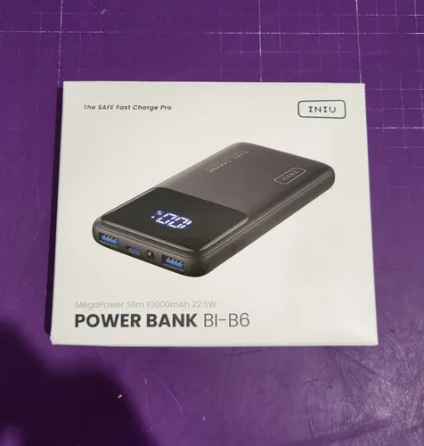 INIU Power Bank 10000mAh - Slimmest Fast Charging Powerbank - Externe Handyakkus mit 10000mAh, ultra-schlank und leistungsstark, lädt Ihr iPhone in nur 25 Minuten auf 65% dank PD 3.0 und QC 4.0. Inklusive 3 Jahre Garantie für sicheres Laden.