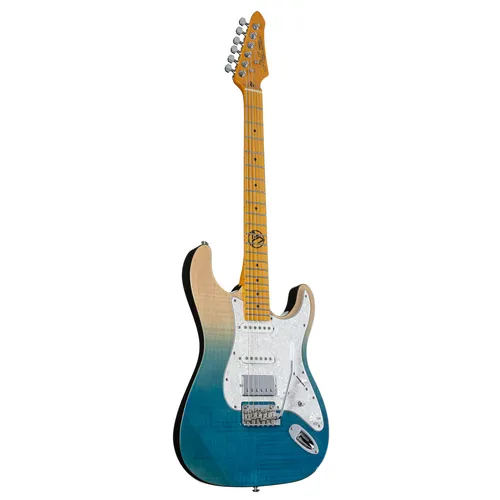 J & D ST-Flame Blue Natural Fade E-Gitarre - Moderne ST-Style E-Gitarre mit eleganter Fade-Hochglanzlackierung. Flexibles HSS-Tonabnehmer-Setup für eine breite Klangpalette, ideal für Einsteiger und Fortgeschrittene.