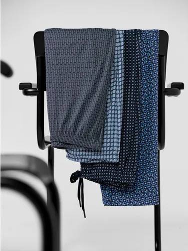 CALIDA Schlafanzug Relax Imprint 2 - 2 tlg. Herren Pyjama - Atmungsaktiver Schlafanzug aus weichem Single-Jersey für höchsten Komfort. Perfekt für entspannte Abende und erholsame Nächte.
