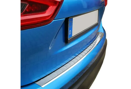 RECAMBO Ladekantenschutz für NISSAN QASHQAI II FACELIFT - Abdeckblenden mit hochwertigem V2A Edelstahl für perfekten Schutz und exklusive Optik. 100% passgenau durch 3D-Passform, einfache Montage mit vormontiertem Spezialklebeband.