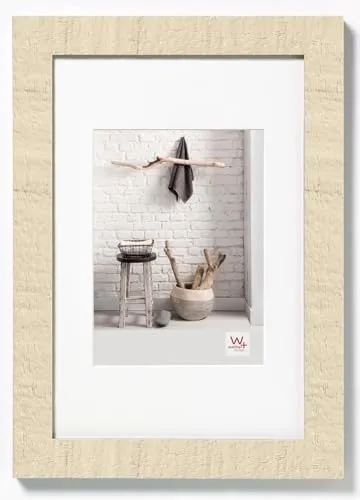 Walther Design Bilderrahmen cremeweiß 60 x 80 cm mit Passepartout - Wand- & Tischbilderrahmen, eleganter Holzrahmen mit Passepartout, ideal für vielseitige Nutzung im Hoch- und Querformat.