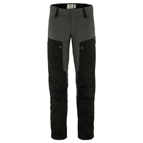 Fjällräven Keb Trousers Men Short Black/Stone Grey (48) - Wanderhosen mit Stretchmaterial und G-1000 Eco für optimale Bewegungsfreiheit. Preisgekrönte Trekkinghose mit Belüftungsreißverschlüssen und Knieschoneröffnungen, ideal für aktive Abenteuer in den Bergen.