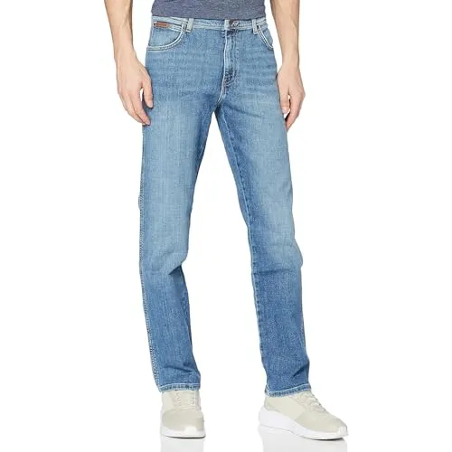 Wrangler Herren Texas Straight Jeans, Worn Broke, 31W/30L EU - Bequeme Jeans mit regulärer Passform und authentischem geraden Bein, ideal für jeden Anlass. Zeitloser Stil mit ikonischen Wrangler-Details und aus hochwertiger Baumwolle für optimalen Tragekomfort.