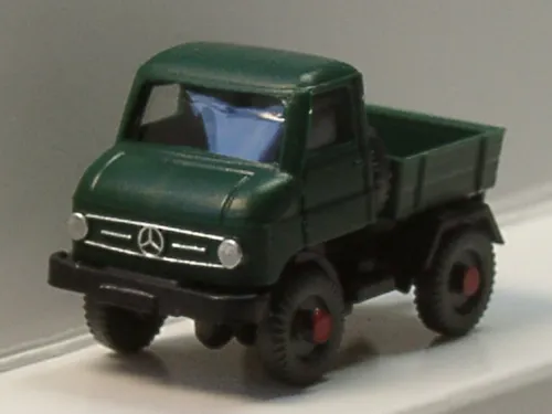 Wiking Mercedes Unimog U 411, moosgrün - 0972 04 - 1:160 von WIKING