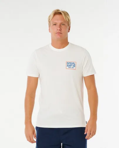 Rip Curl Pacific Rinse Sunrise T-Shirt - Entdecke den lässigen Surf-Style mit dem Rip Curl Pacific Rinse Sunrise T-Shirt! Hochwertige Aufdrucke und 100% Baumwolle sorgen für optimalen Tragekomfort. Ideal für jeden Tag, ob am Strand oder in der Stadt.