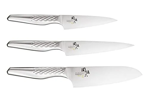 KAI Seki Magoroku Shoso Messer 3er Set - Japanische Präzision für Ihre Küche - Küchenmessersets: Entdecken Sie das KAI Seki Magoroku Shoso Set mit 12 cm, 15 cm Allzweckmessern und einem 16,5 cm Santoku, gefertigt aus hochwertigem 5CR15MoV Stahl für höchste Schneidepräzision und Langlebigkeit.
