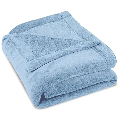 CelinaTex Flauschige Kuscheldecke XXL 220 x 240 cm hell blau