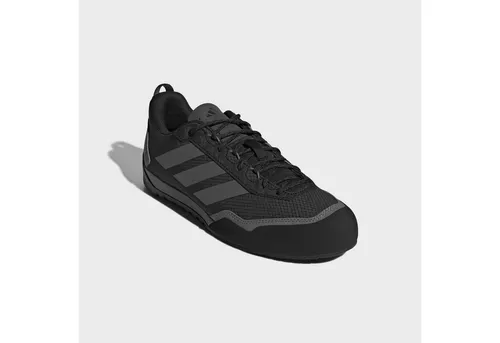adidas Terrex Skychaser Solo 3 Herren Schuhe 42 schwarz - Vielseitiger Zustiegsschuh mit optimalem Sitz und robustem Grip, ideal für technische Zustiege und felsige Abenteuer.