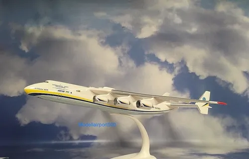 Herpa 614313 Antonov AN-225 Mriya: Detailgetreues Modell von Herpa