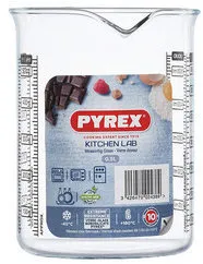Pyrex Messbecher 10 × 12 cm 0,5 l in weiß von Pyrex