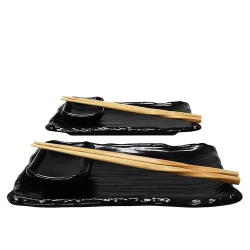 8-tlg. Sushi Geschirr Set für 2 Personen schwarz - Sushiteller Set für 2 Personen mit 2x Sushiteller, Dip-Schälchen und Stäbchen. Ideal für einen gelungenen Sushi-Abend, spülmaschinenfest und im modernen Design.