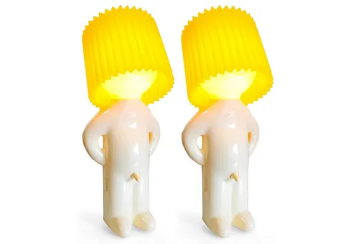 EAXUS Witzige LED Nachttischlampe mit Schniedel-Schalter - Entdecke die EAXUS LED Nachttischlampe – ein humorvolles Geschenk und echter Hingucker! Mit energieeffizientem LED-Strahler und abnehmbarem gelben Lampenschirm ist sie ideal für jeden Raum.