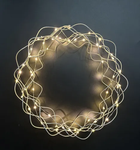 TrendLine LED Lichterkranz Ø 30 cm in Silber mit warmweißem Licht