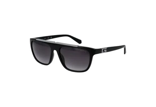 Guess Sonnenbrille GU00122 5701B Schwarz - Stilvoller UV-Schutz - Elegante Sonnenbrille mit 100% UV-Schutz, rechteckigem Design und robustem Edelstahlrahmen. Ideal für modebewusste Träger, die Wert auf Qualität legen.