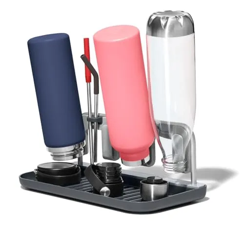 OXO Good Grips Flaschenhalter - Flaschentrockengestell mit Aluminiumrahmen - Flaschenhalter für hygienisches Trocknen von 4 Wasserflaschen und Strohhalmen, platzsparend und leicht zu verstauen.