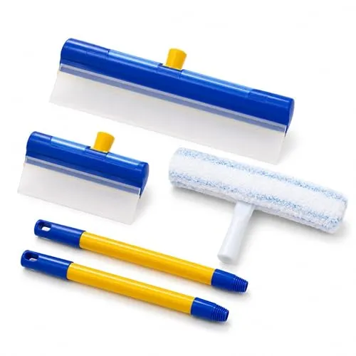 AquaBLADE Set Nr. 1 - Flexibler Wischer mit Silikonlippe - Das AquaBLADE Set Nr. 1 enthält einen kleinen und großen Wischer mit Silikonlippe sowie einen Einwascher. Ideal für streifenfreies Trocknen und schwer zugängliche Stellen – für müheloses Putzen mit geprüfter Qualität.