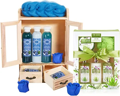 BRUBAKER Cosmetics 2 in 1 Pflegeset Blaubeere & Aloe Vera - 15-teiliges Wellness Set mit Holzschrank - 🛀 Entdecke die Welt der Entspannung mit unserem 15-teiligen Beauty Set! Ideal für besondere Anlässe, bietet es ein umfangreiches Sortiment an Pflegeprodukten und kommt in einem dekorativen Holzschrank. Perfekt als Geschenk für jeden Anlass! 💚